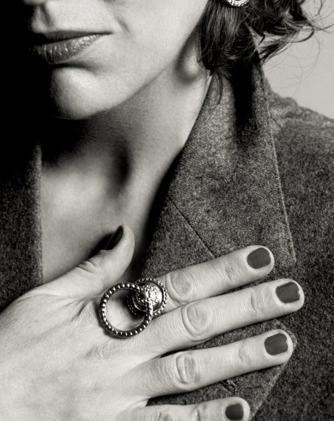 Baroque Grip Signet Ring - Ella zubrowska Jewellery